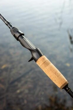 Ultimate Light Casting 2.00m 10-30g 30 Ultimate Light Casting 2.00m 10-30g -VisMeester Verkoop 00646cd8347351ea