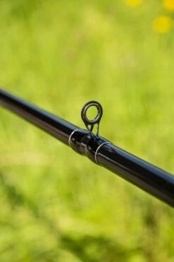 Ultimate Recruit Feeder 330 EVA -VisMeester Verkoop 259c57df2f1a0337