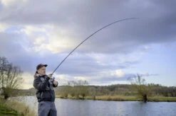 Quantum Smoke S3 Plus Spinning 2,70m (18-105g) -VisMeester Verkoop 317030d10b7231f8