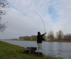 Cresta Identity Pro Tolerance Feeder 360