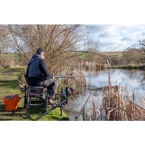 Preston Edge Monster Margin Pole Package (10m) 3 Preston Edge Monster Margin Pole Package (10m)