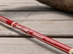 Patriot Pikehound Hyrräkelavapa 239cm <120g -VisMeester Verkoop d5f7cae1596eb70a